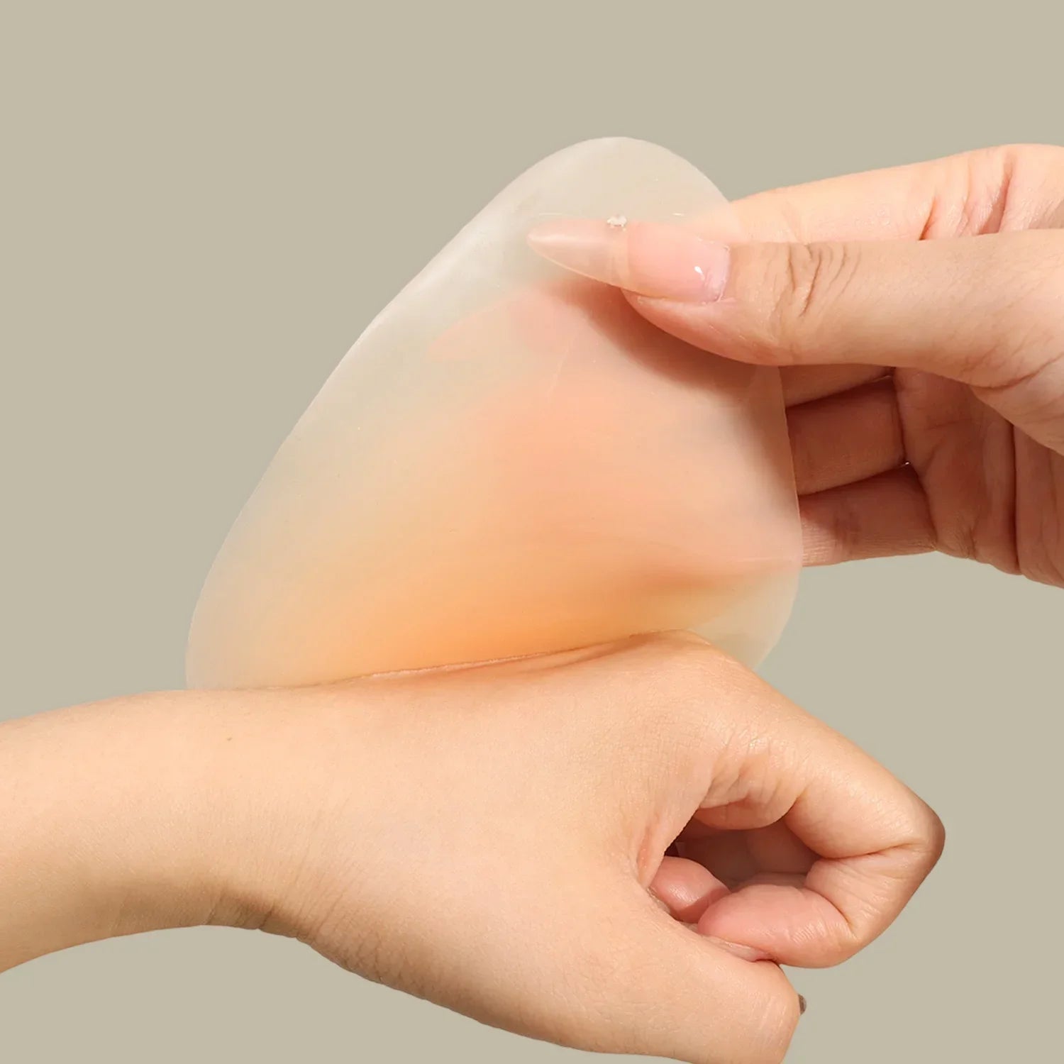 New Summer Water Droplet Nipple Cover Lift Up Bras Stickers Women Chest Reusable Strapless Bras No Glue Sticky Nipple Covers